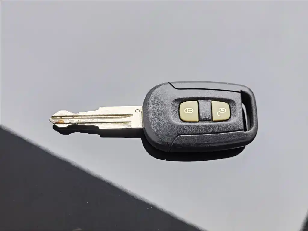 Chevrolet Captiva 2012 2.4L 4WD Flagship Edition 7-Seater фото 19