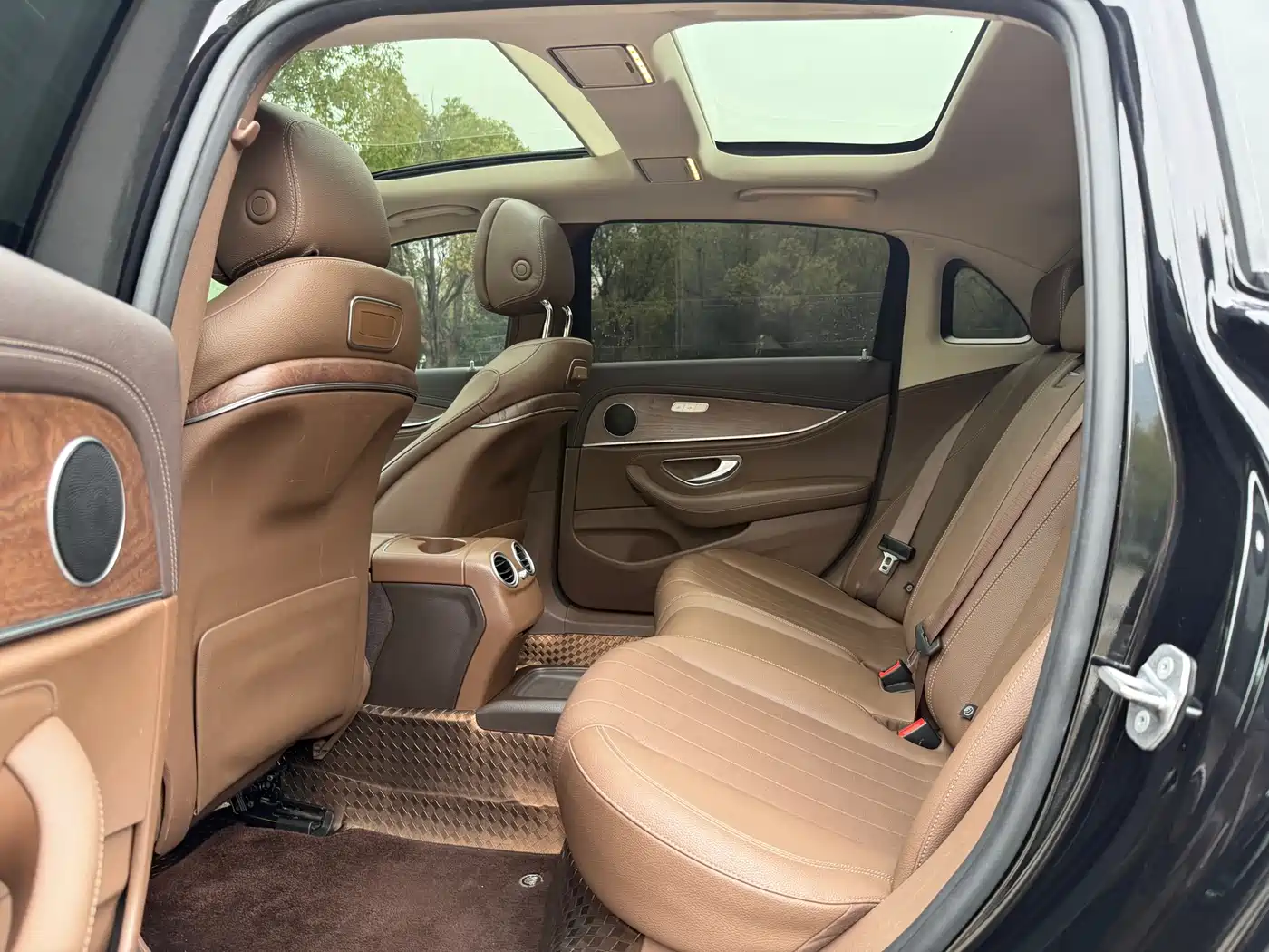 Mercedes-Benz E-Class 2020 Facelift E 300 L Sport Fashion фото 5
