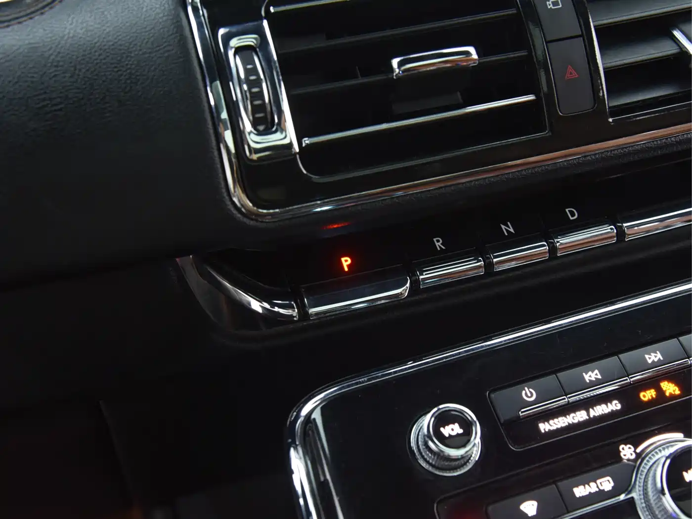 Lincoln Navigator 2019 3.5T Ultimate China VI фото 15