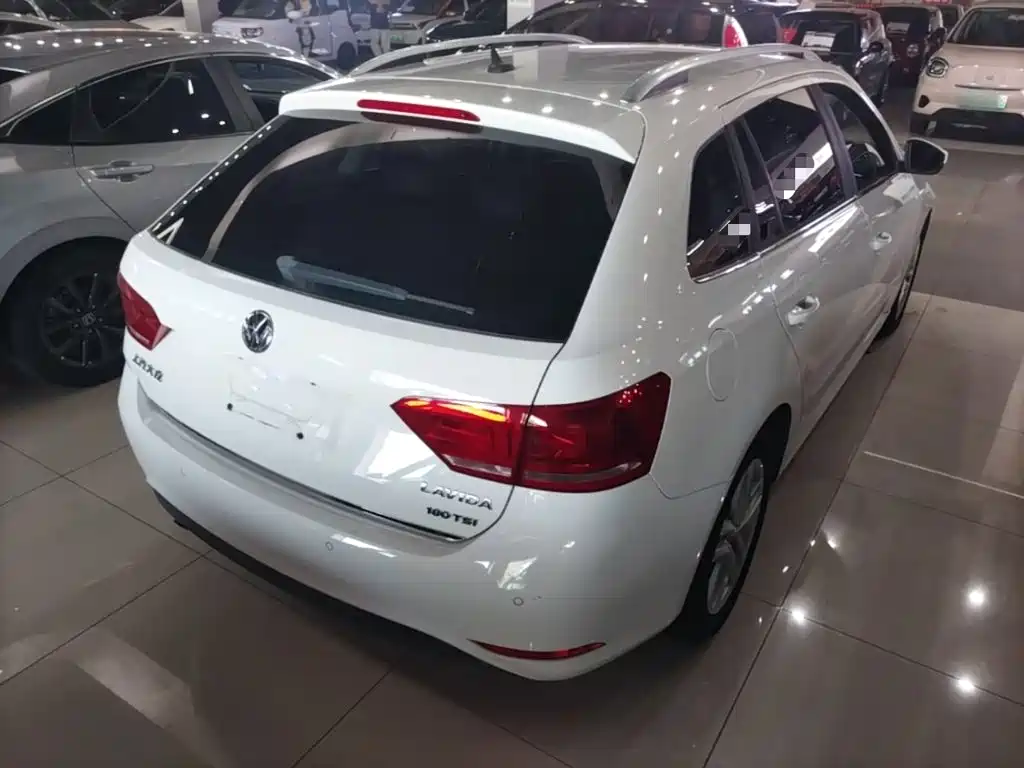 Volkswagen Lavida Tour 2018 2017 180TSI DSG Comfort Edition