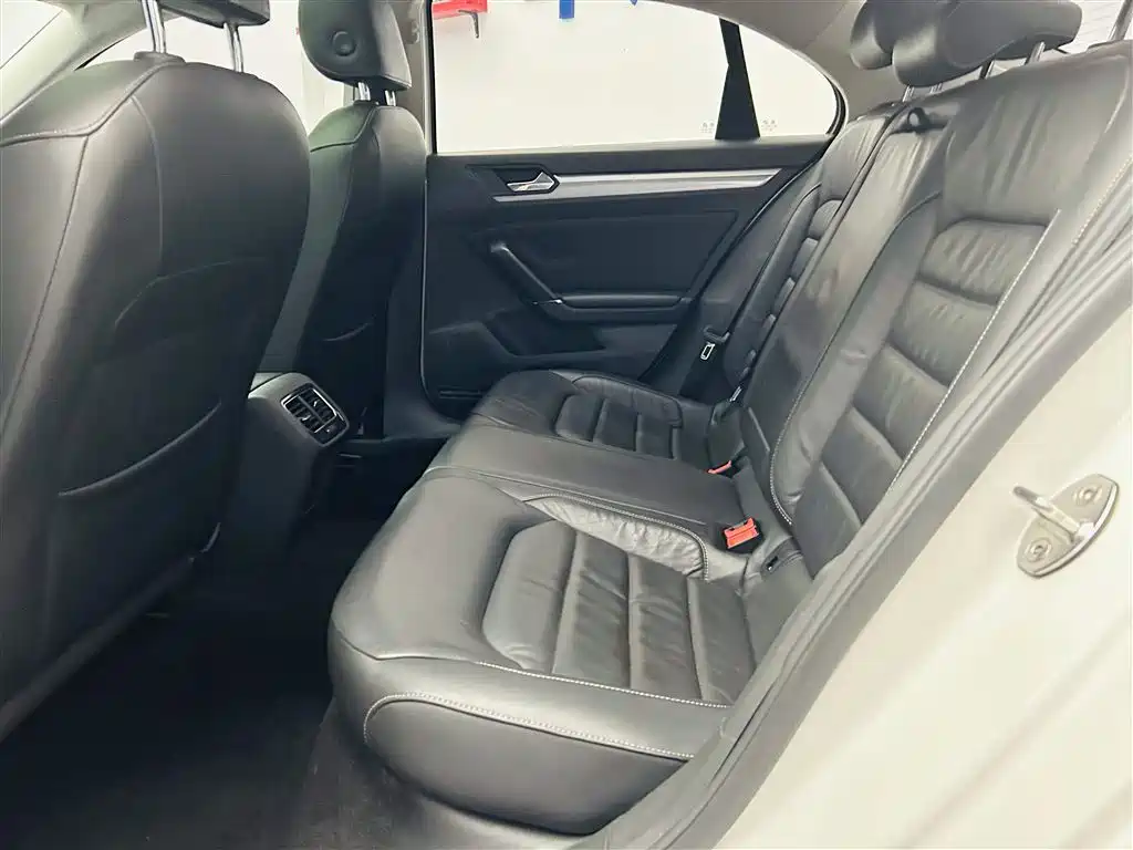 Volkswagen Lamando 2015 280TSI DSG Comfort фото 22