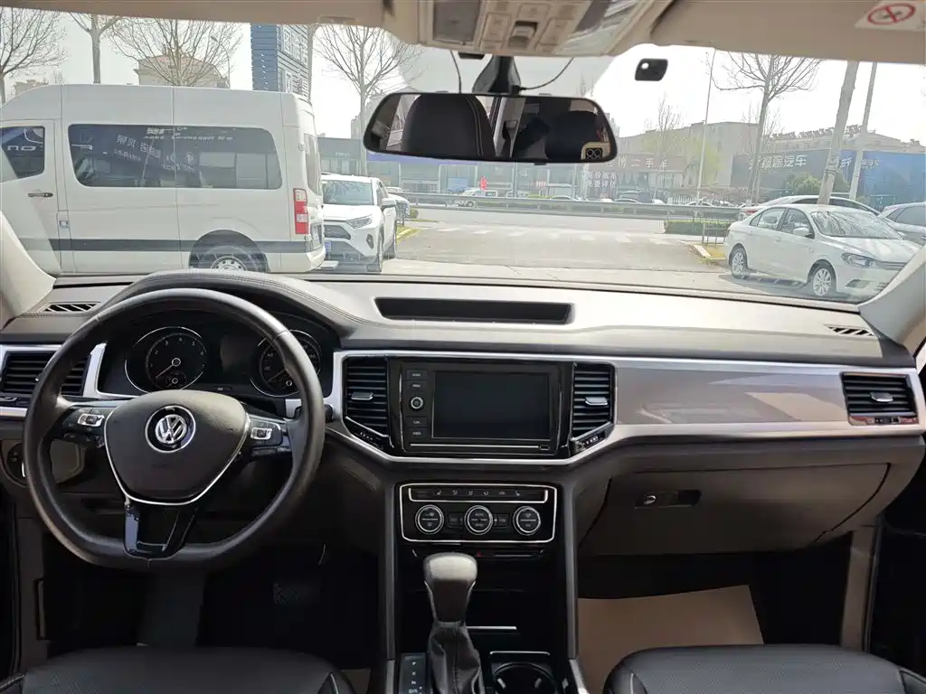 Volkswagen Teramont 2020 380TSI 4WD Luxury Edition China VI фото 13
