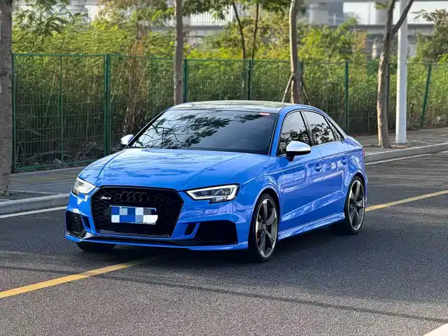 AUDI RS 3