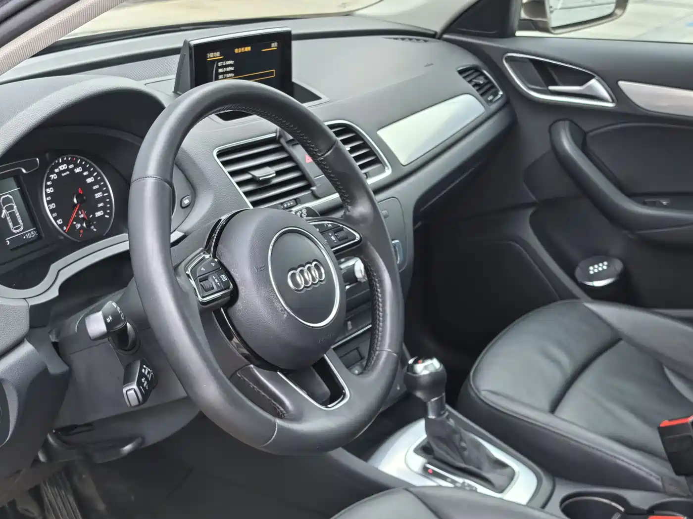 Audi Q3 2013 35 TFSI Comfort фото 15