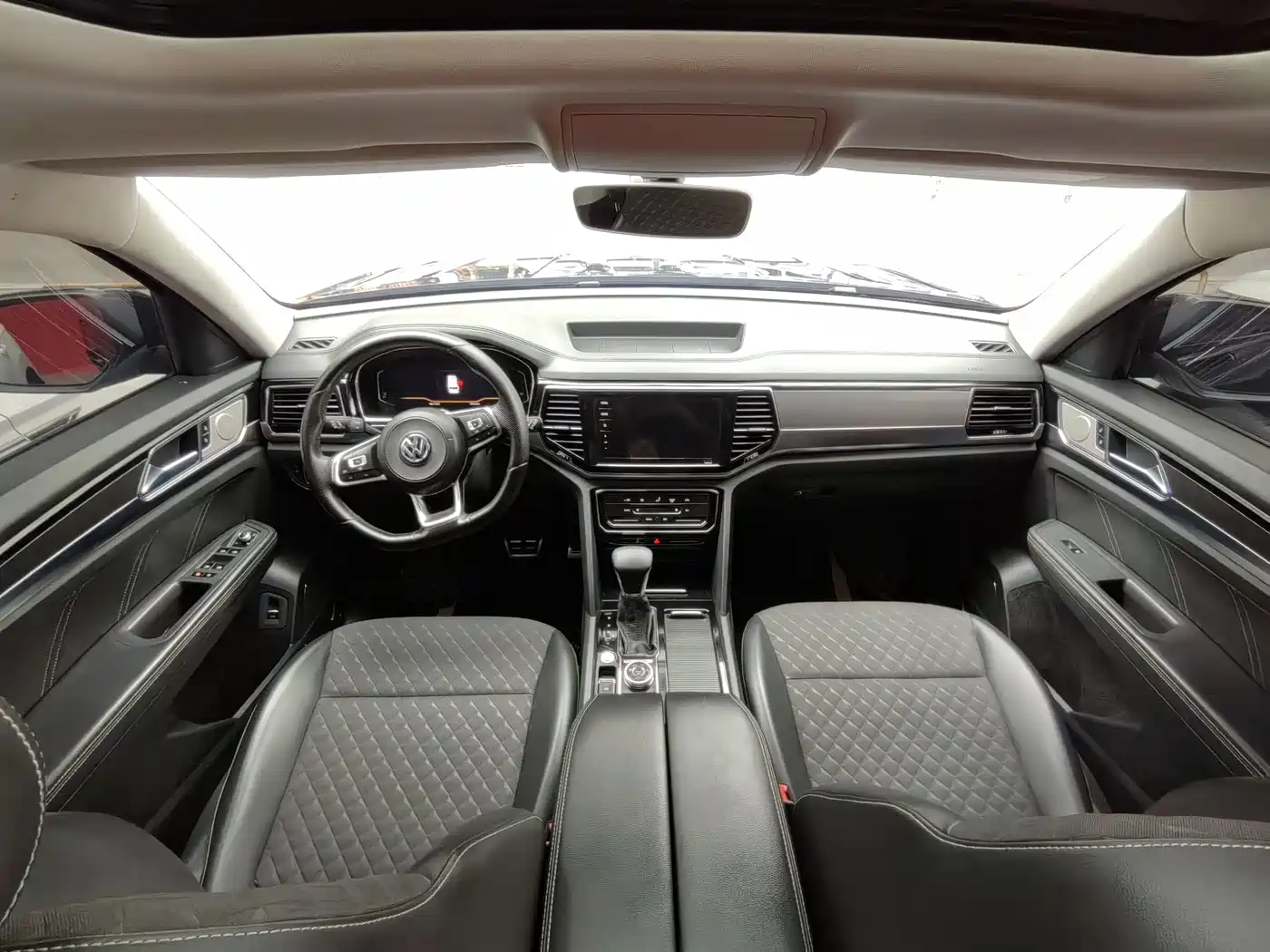 Volkswagen Teramont 2019 380TSI 4WD Comfort China V фото 6