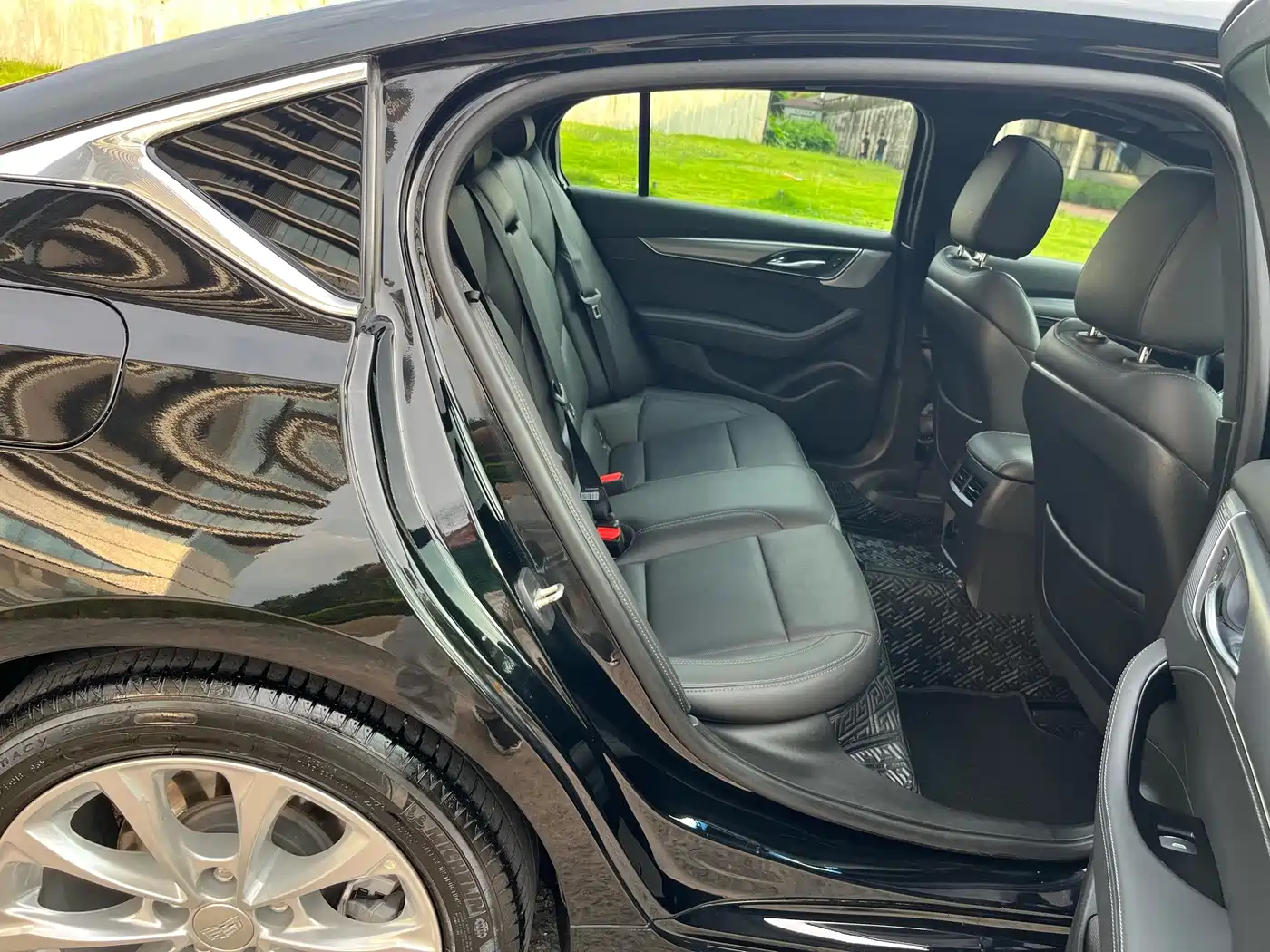 Cadillac CT5 2024 2023 28T Luxury Style (Standard Edition)