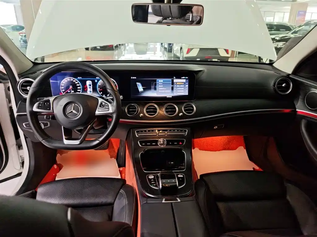 Mercedes-Benz E-Class 2018 Facelift E 200 L Sport фото 10
