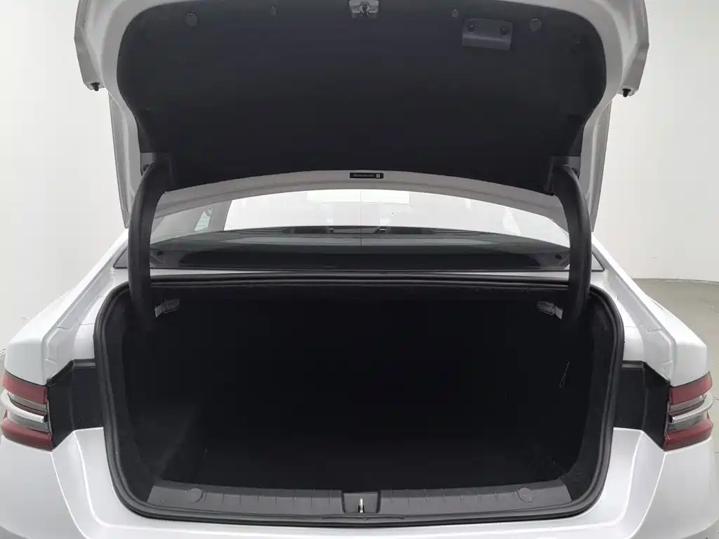BYD Qin Pro New Energy 2019 2018 DM 1.5TI Auto Smart Connect Premium