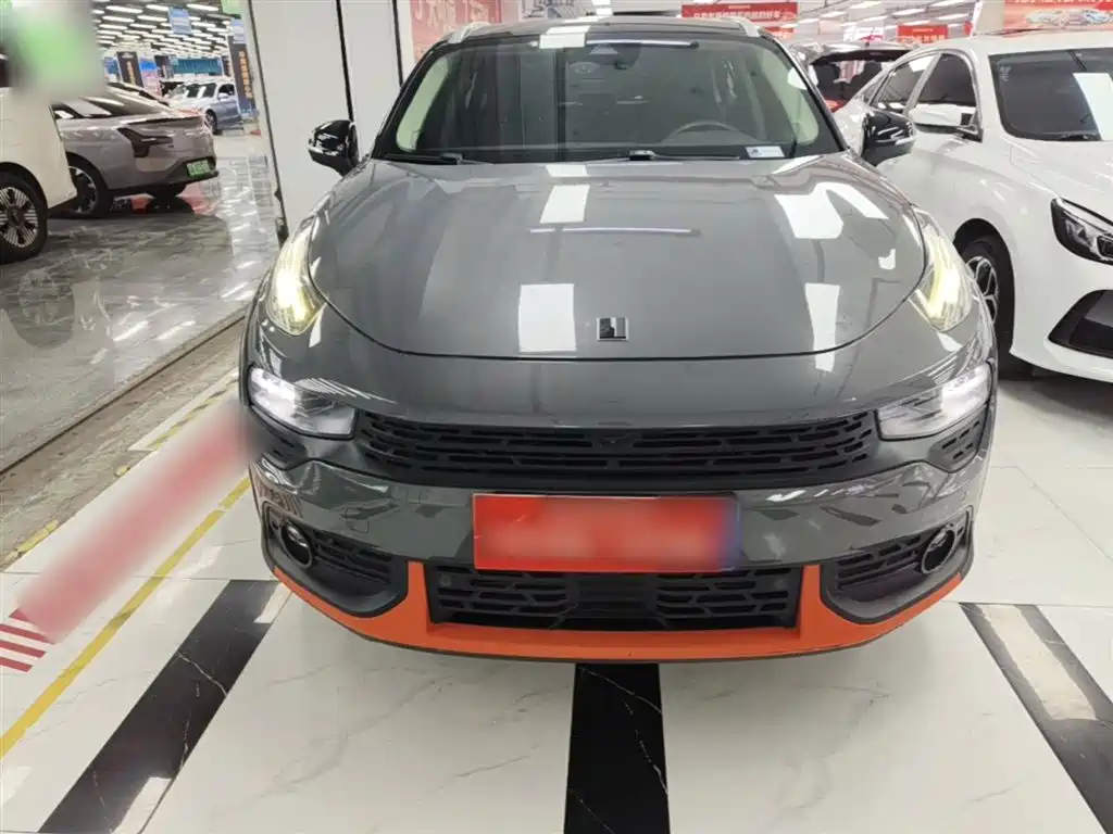 Lynk & Co 02 2018 Model 1.5T DCT 2WD Yao Pro Edition China V фото 3