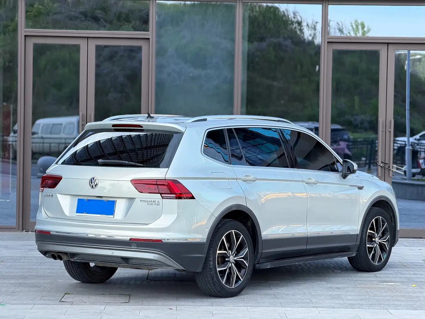 Volkswagen Tiguan L 2017 330TSI Automatic 2WD Flagship Edition фото 4