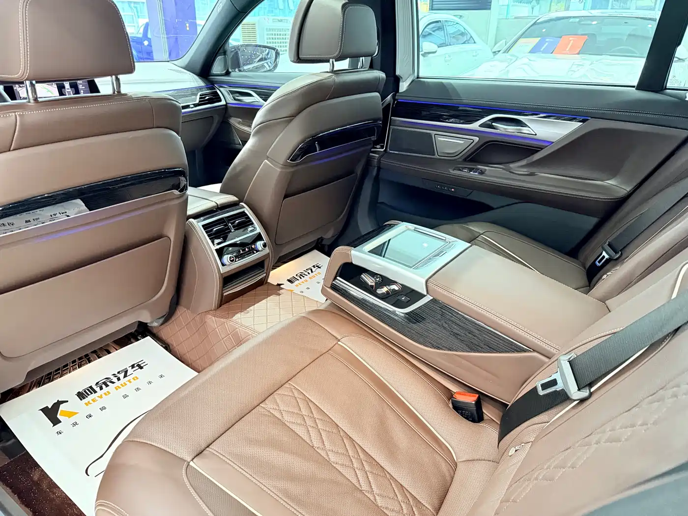 BMW 7 Series 2019 730Li M Sport Package фото 14