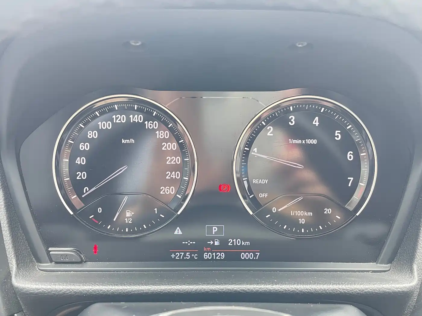 BMW 1 Series 2018 118i Sport Edition фото 27