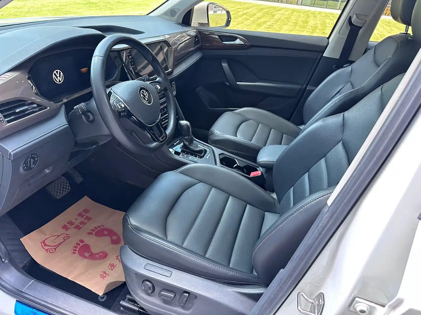 Volkswagen Tharu 2022 280TSI FWD Luxury Edition фото 10