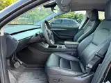 Фото 4 - Tesla Model Y