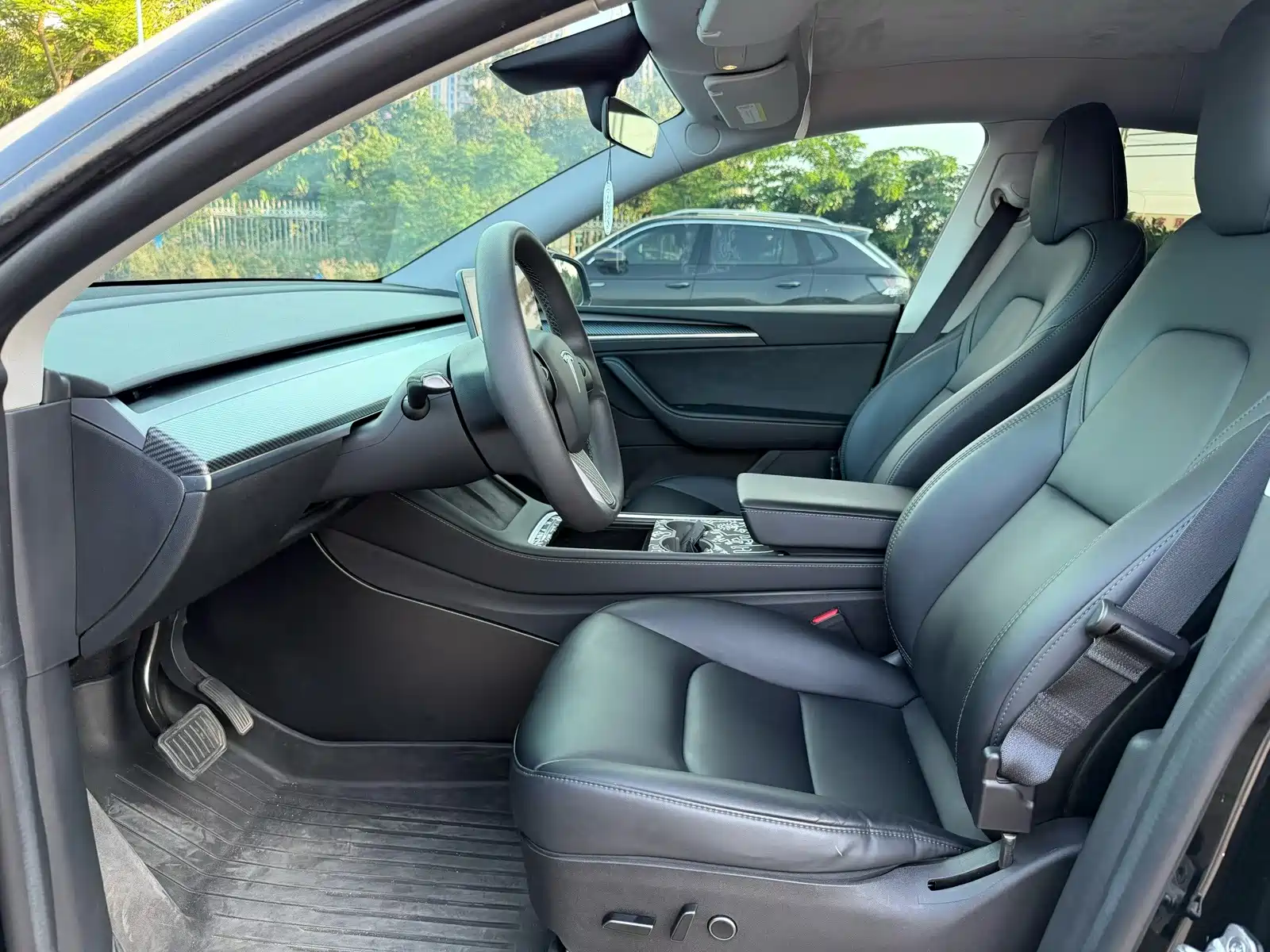 Фото 4 - Tesla Model Y