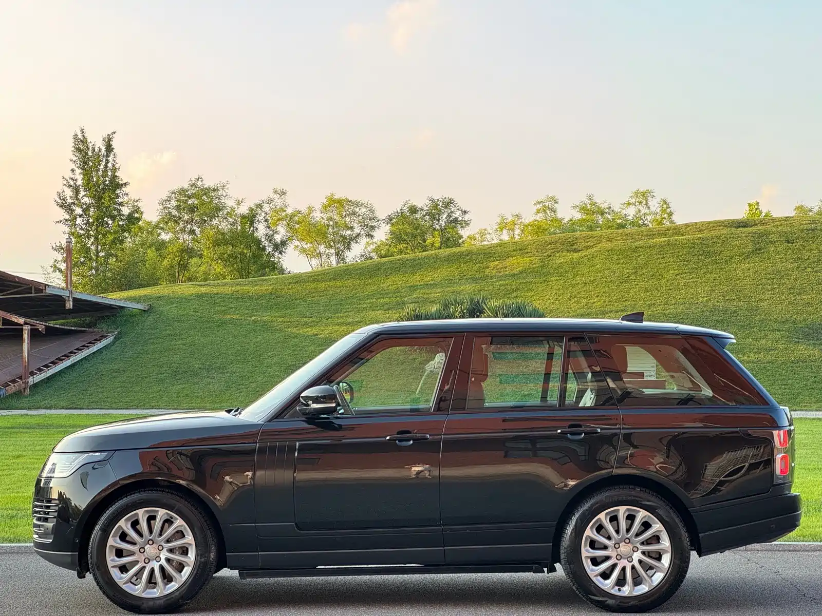 Фото 3 - Land Rover Range Rover