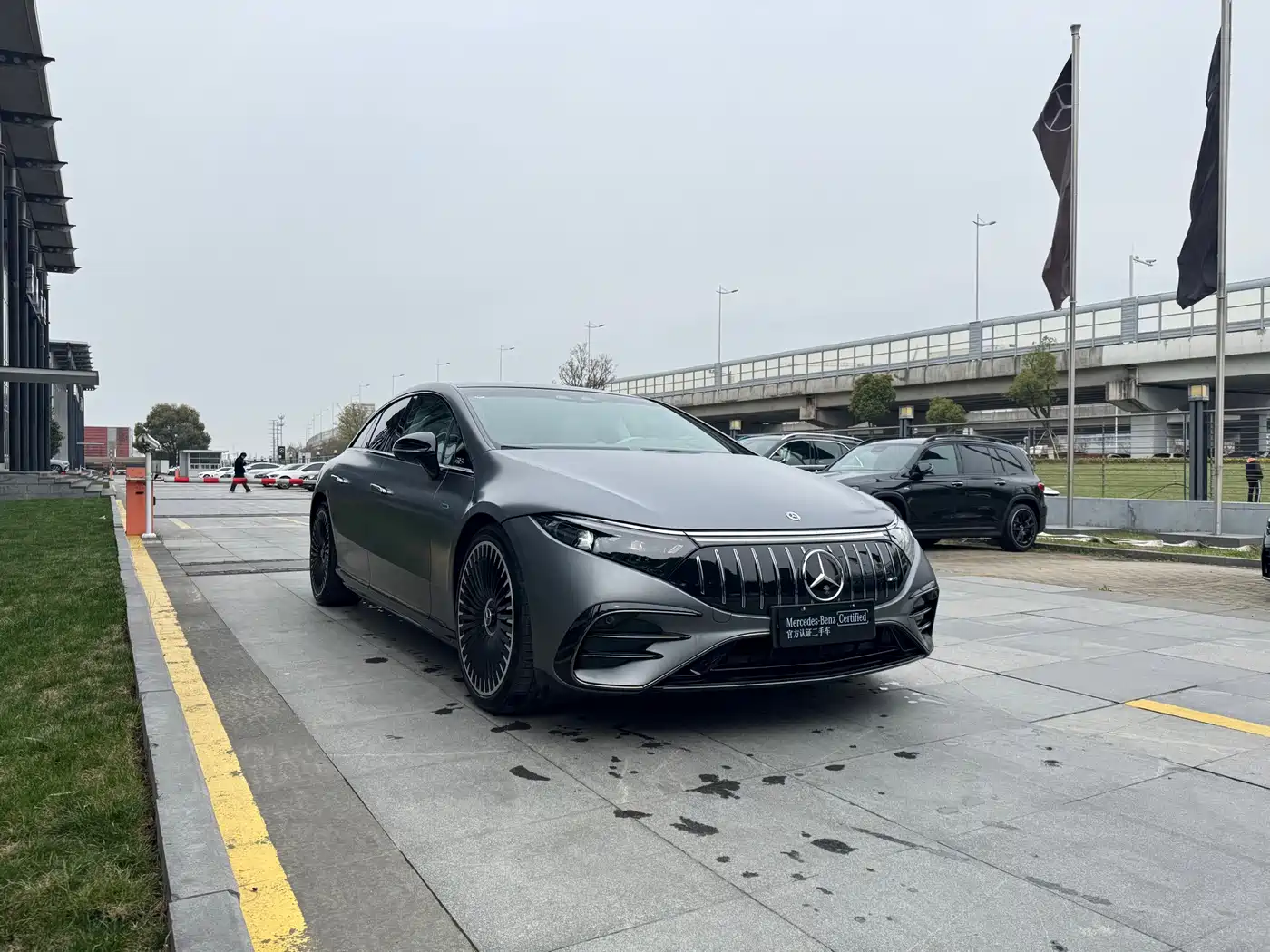 MERCEDES-BENZ EQS AMG