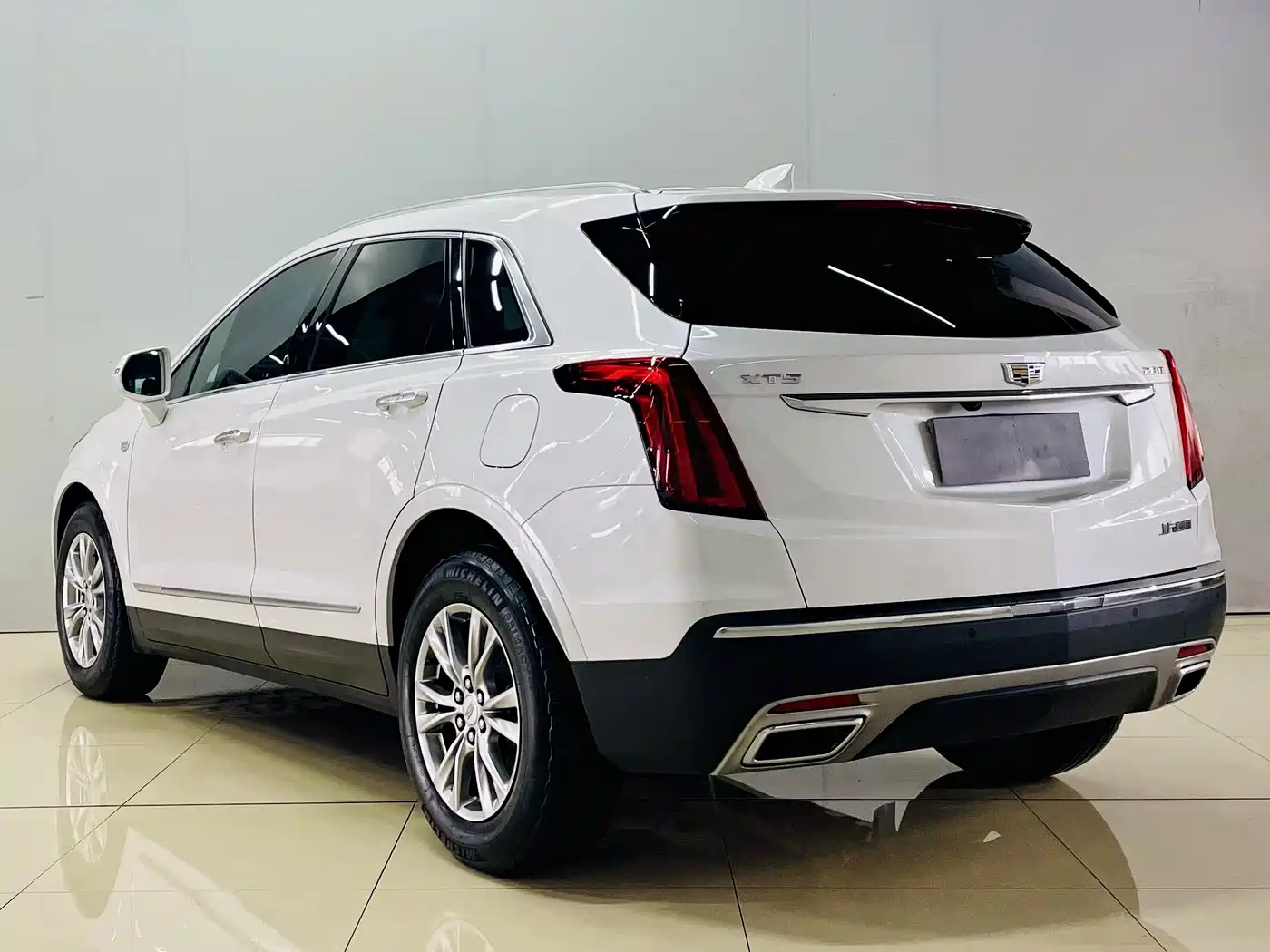 Cadillac XT5 2021 2.0T 2WD Luxury Edition фото 8