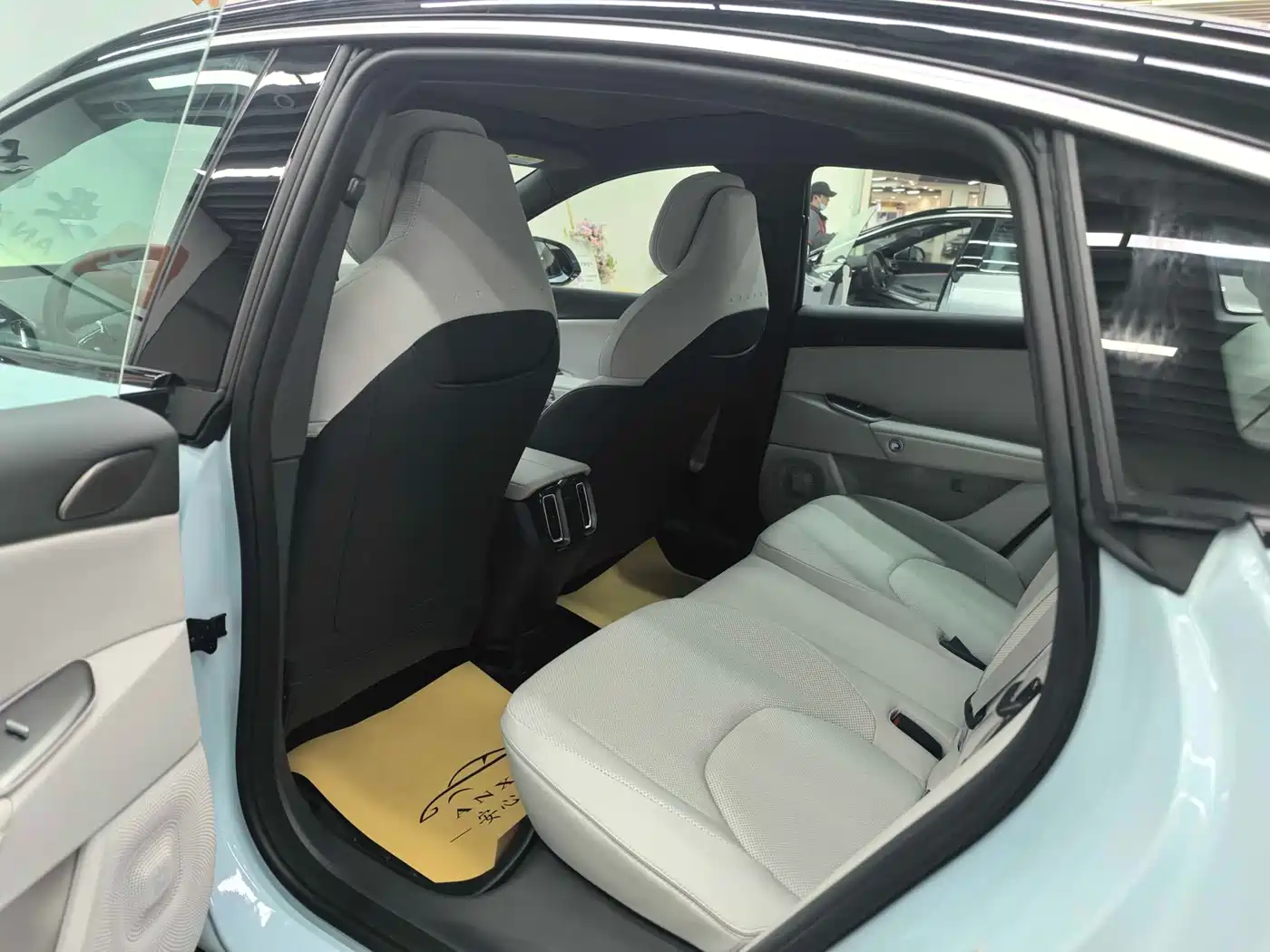 ARCFOX EXTREME FOX POLAR FOX ALPHA S5