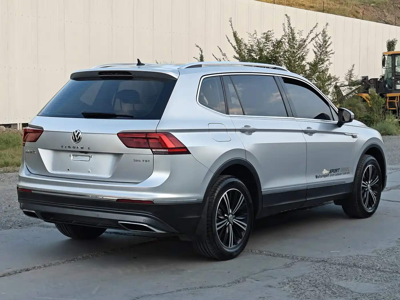 Volkswagen Tiguan L 2018 380TSI Automatic AWD Luxury Edition фото 5