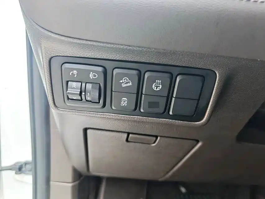 BAIC ORV Beijing Off-Road BJ60 2022 Model 2.0T 11th Edition 5-Seater фото 5