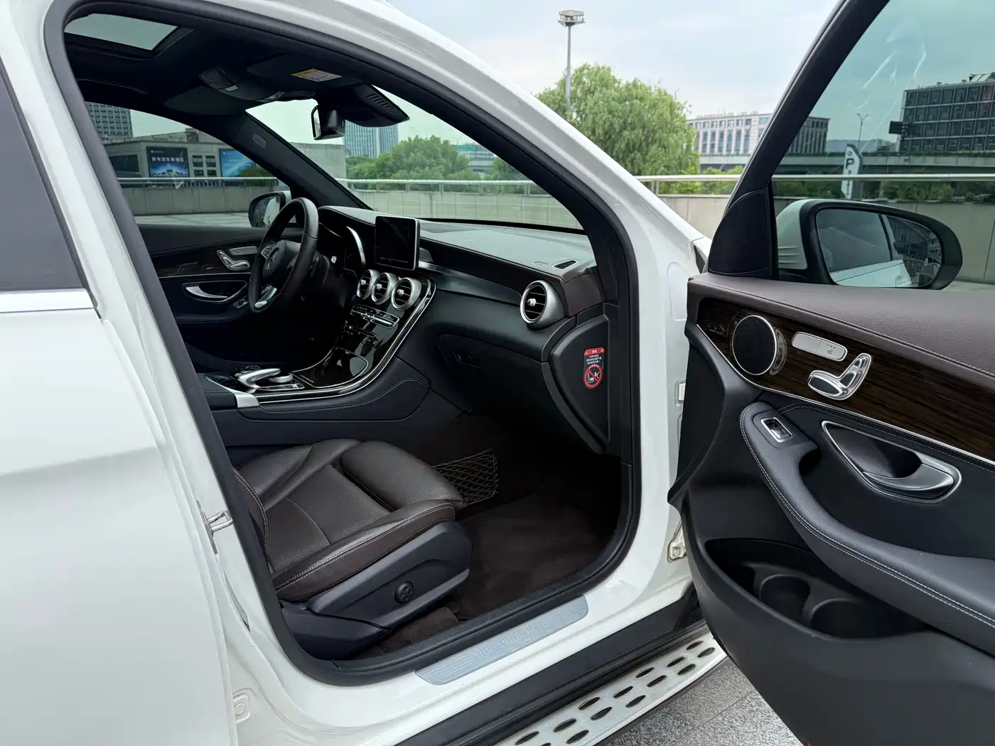 Mercedes-Benz GLC 2017 GLC 260 4MATIC Luxury фото 10