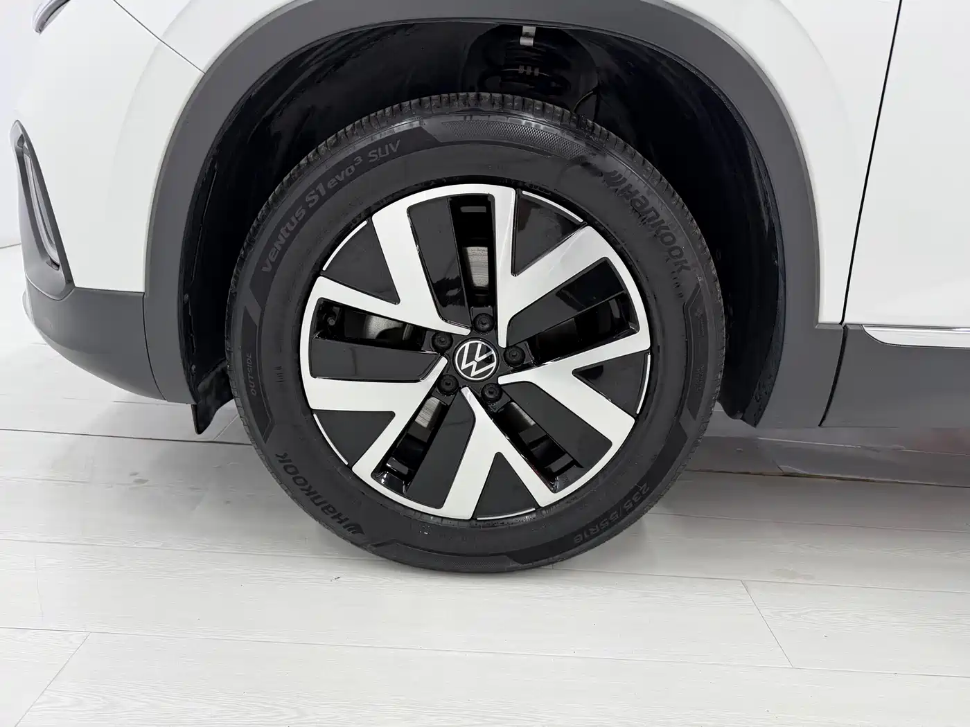 Volkswagen Tayron 2023 280TSI 2WD Luxury Plus Advanced Edition фото 22