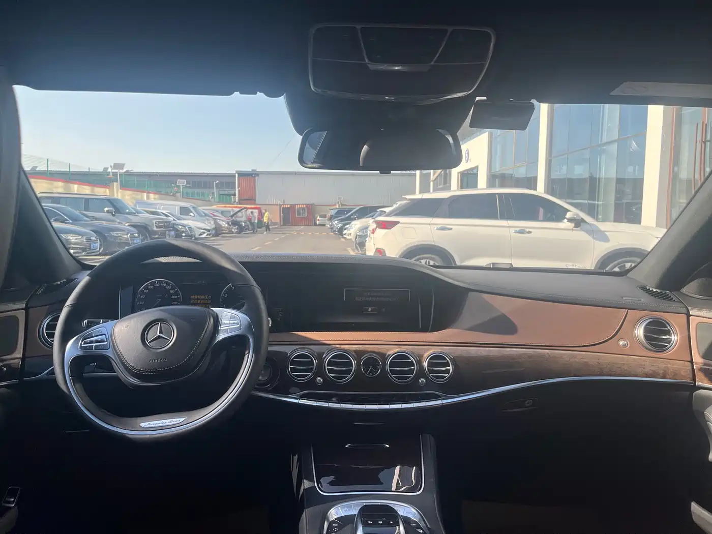 Mercedes-Benz S-Class 2016 S 320 L Luxury фото 7