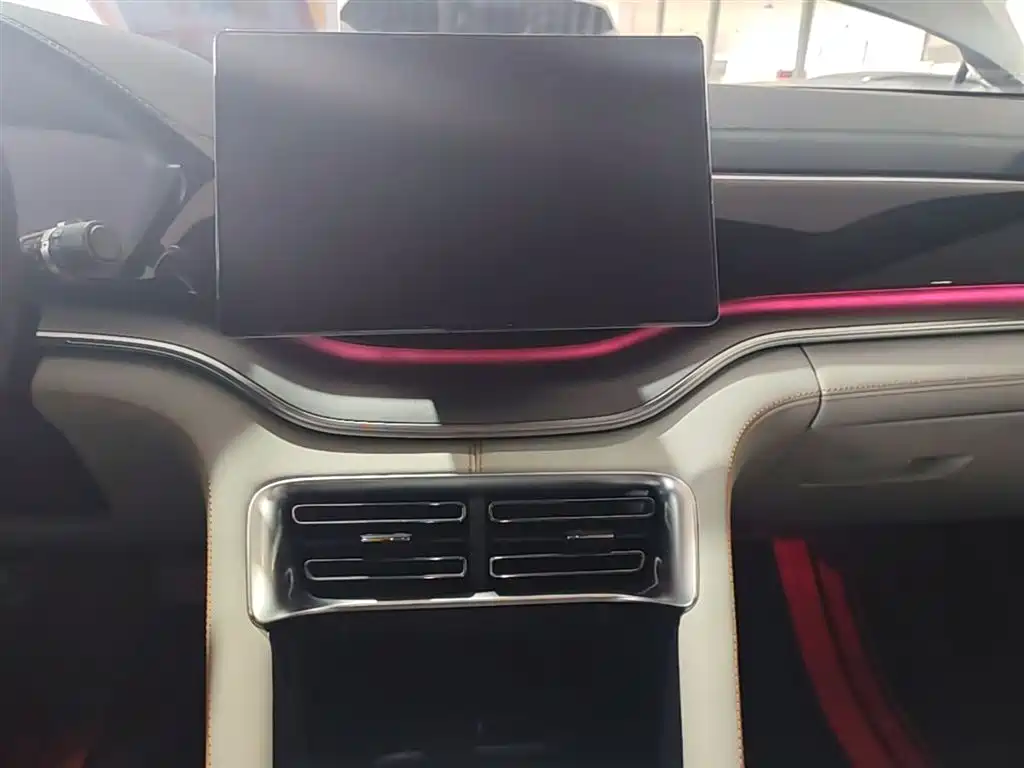 BYD Song PLUS PHEV 2023 Champion Edition DM-i 110KM Flagship PLUS фото 13