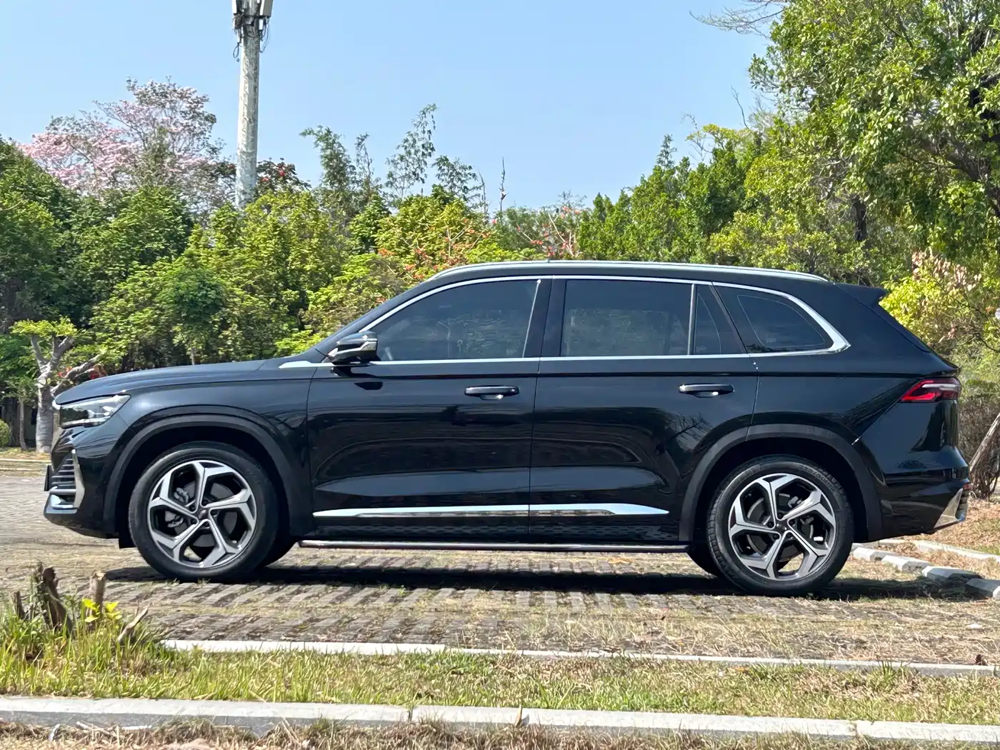 GEELY AUTOMOBILE XINGYUE L