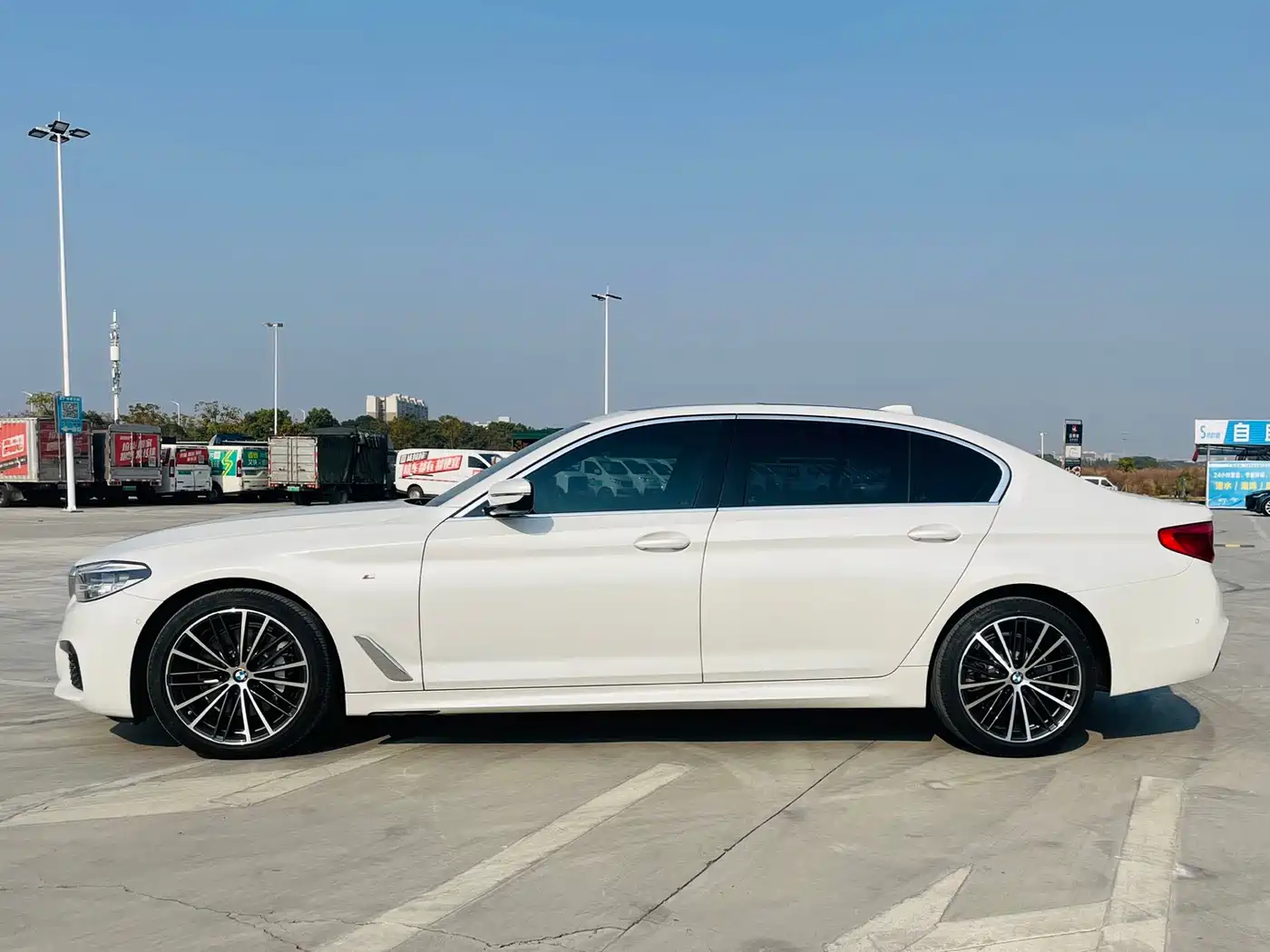 BMW 5 Series 2020 530Li Leading M Sport Package фото 13