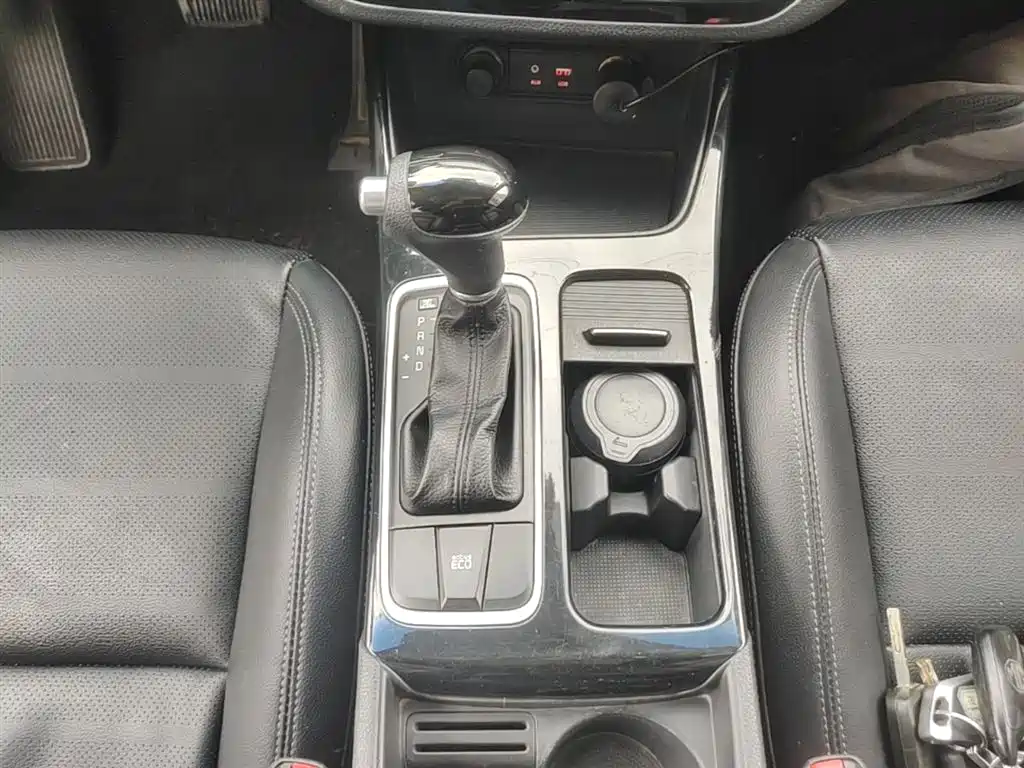 Kia K4 2014 1.8L Automatic GLS фото 14