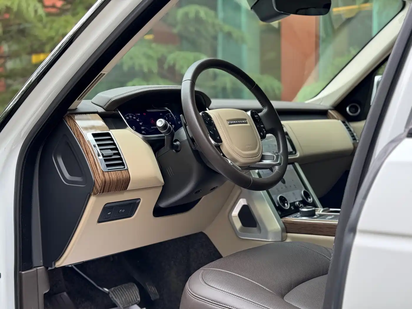 Land Rover Range Rover 2019 3.0 SCV6 Heritage Edition фото 10