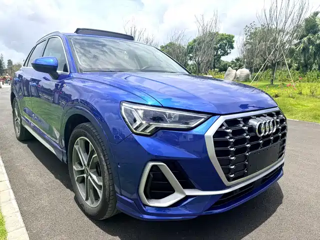 Audi Q3 2022 35 TFSI Fashion Dynamic — фото 3