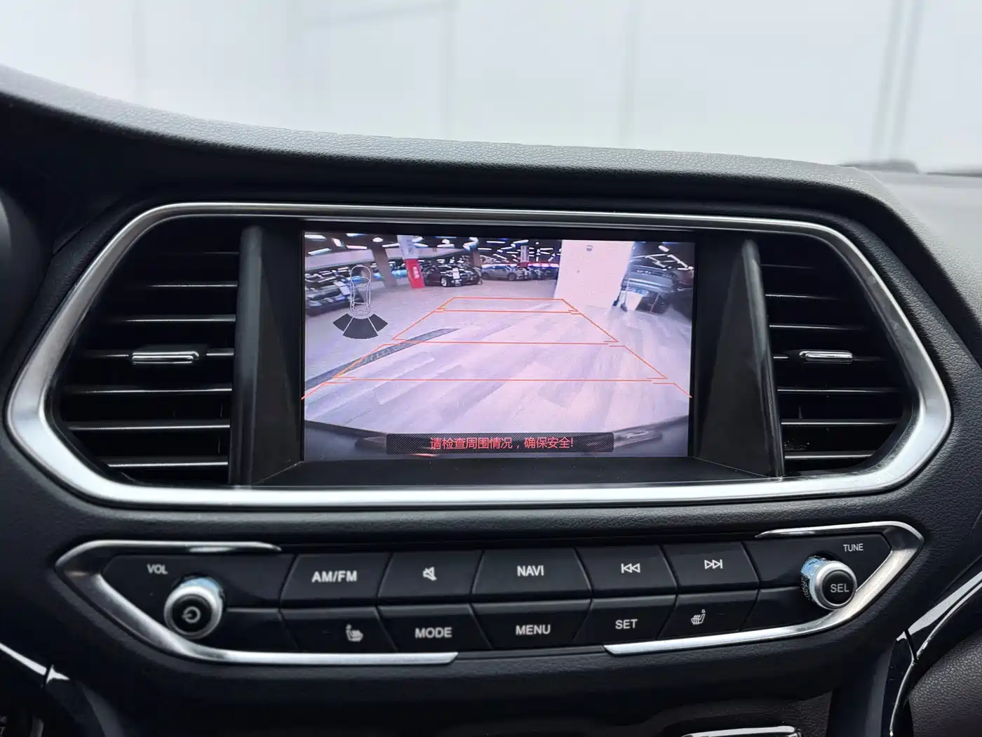 GAC Trumpchi Trumpchi GS4 2015 200T G-DCT Luxury Edition фото 6