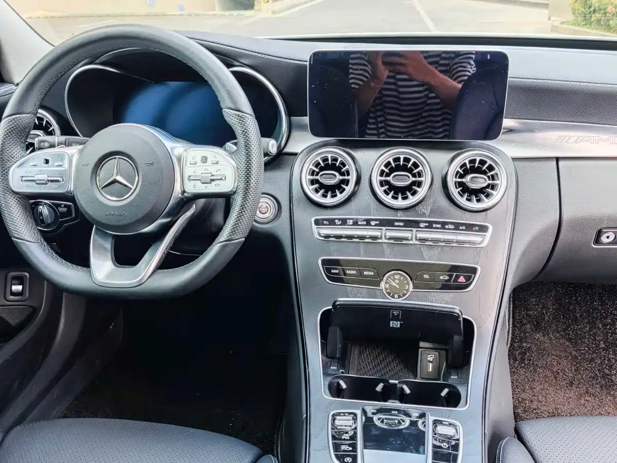 MERCEDES-BENZ CLASS C