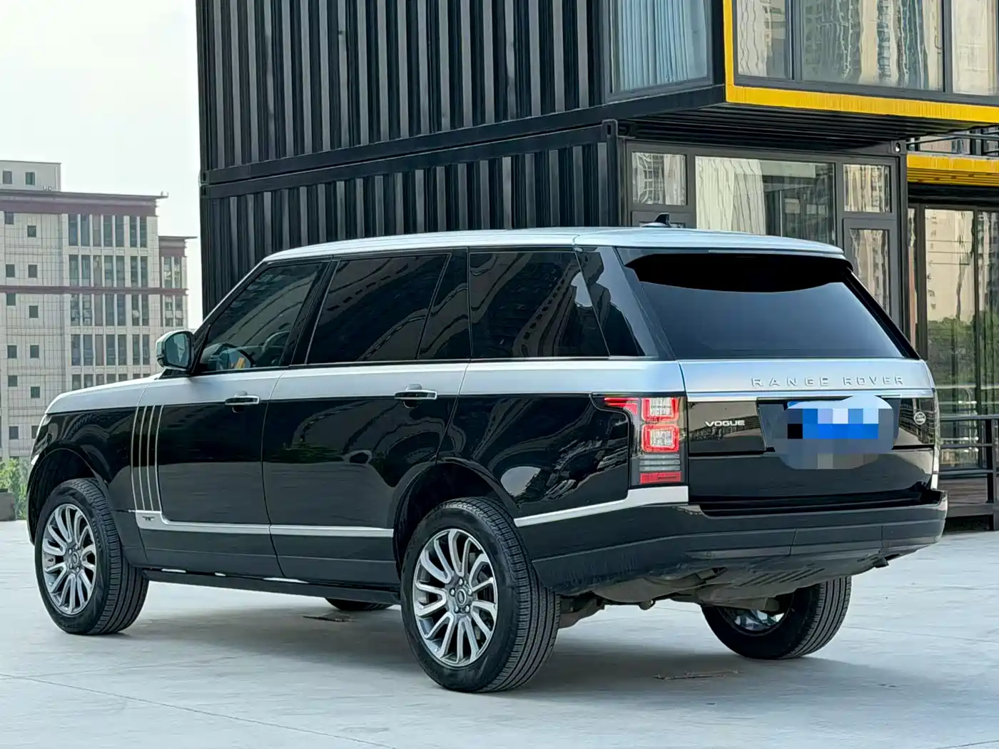Land Rover Range Rover 2016 3.0 SC V6 Vogue LWB фото 7