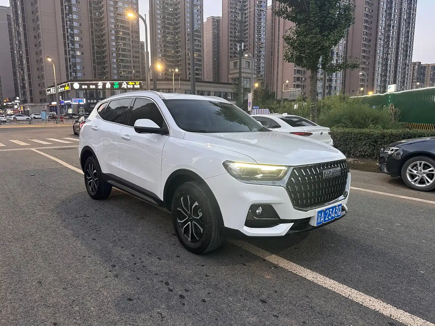 Фото 2 - Haval H6