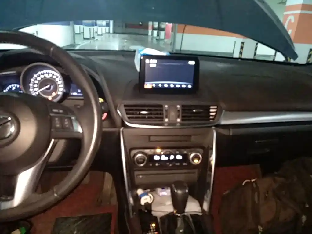 Mazda CX-4 2016 2016 2.5L AWD Sky Passion Edition