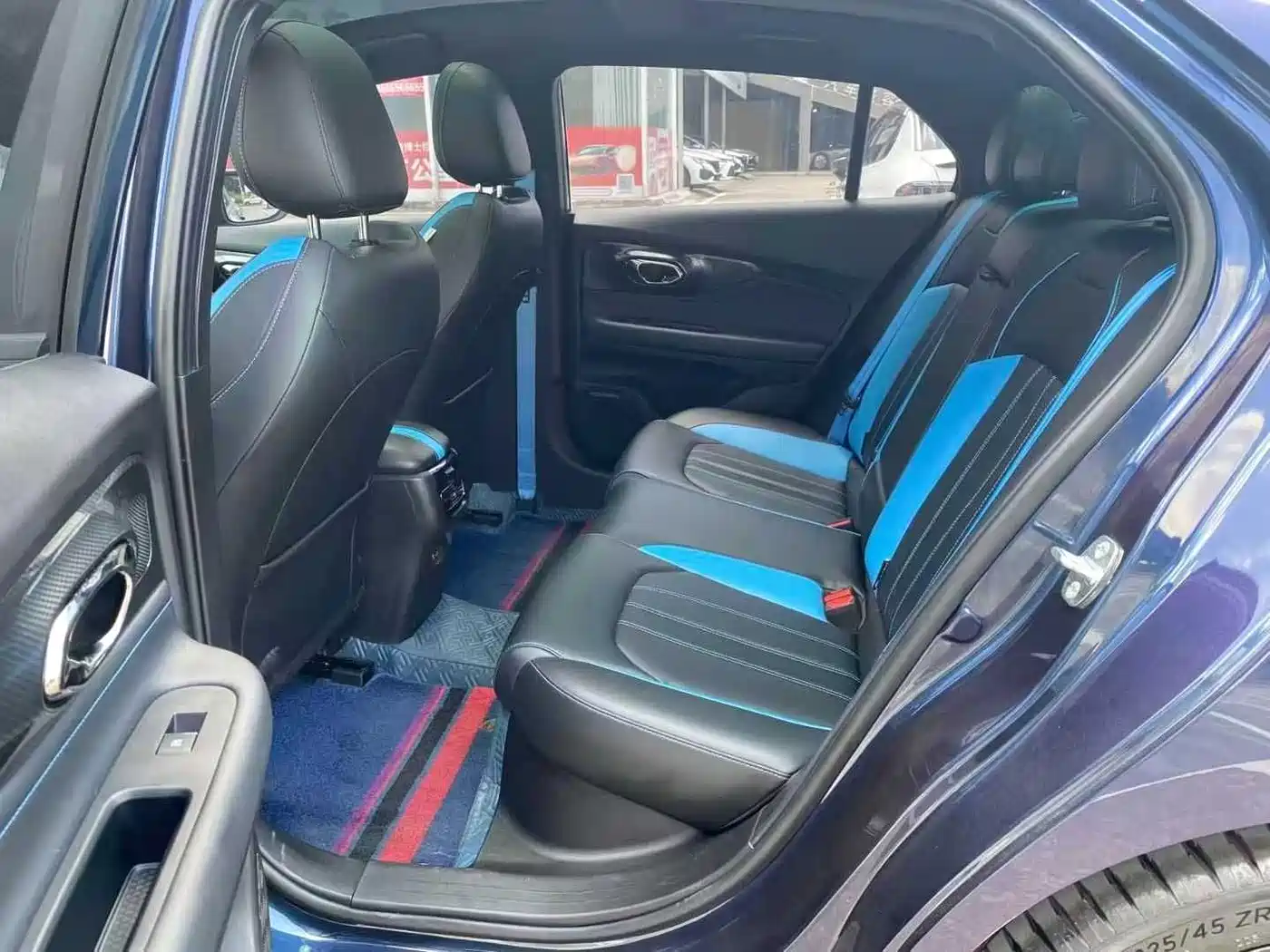 GAC Trumpchi Trumpchi Emkoo 2022 270T DCT J16 Galaxy Fighter Edition фото 6