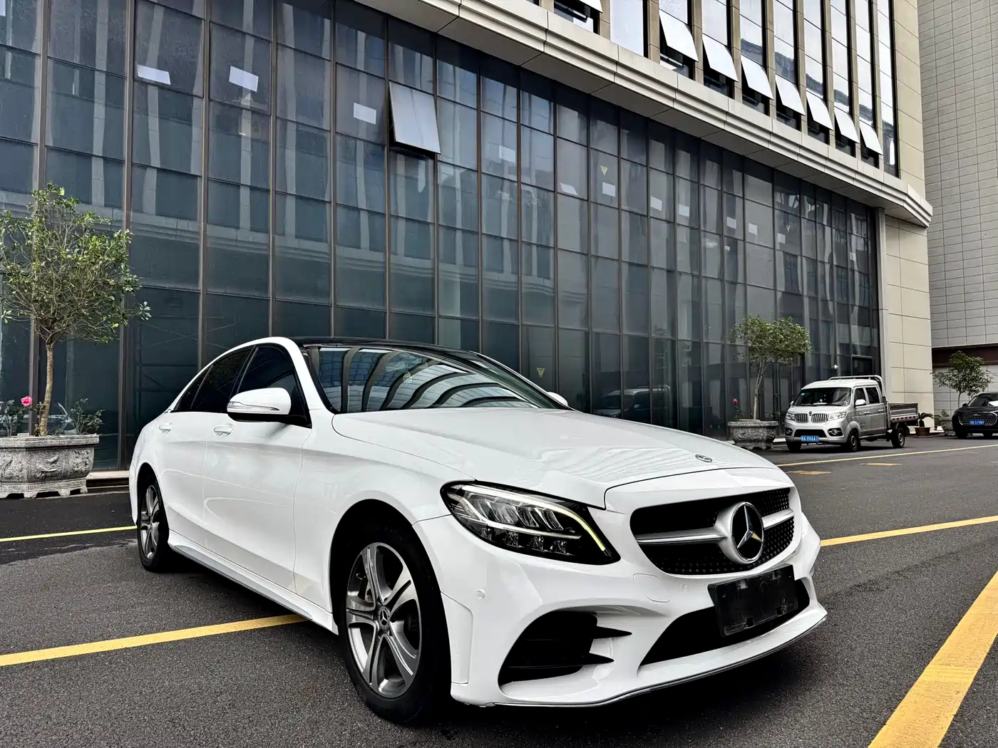 Mercedes-Benz C-Class 2019 C 260 L Sport фото 3