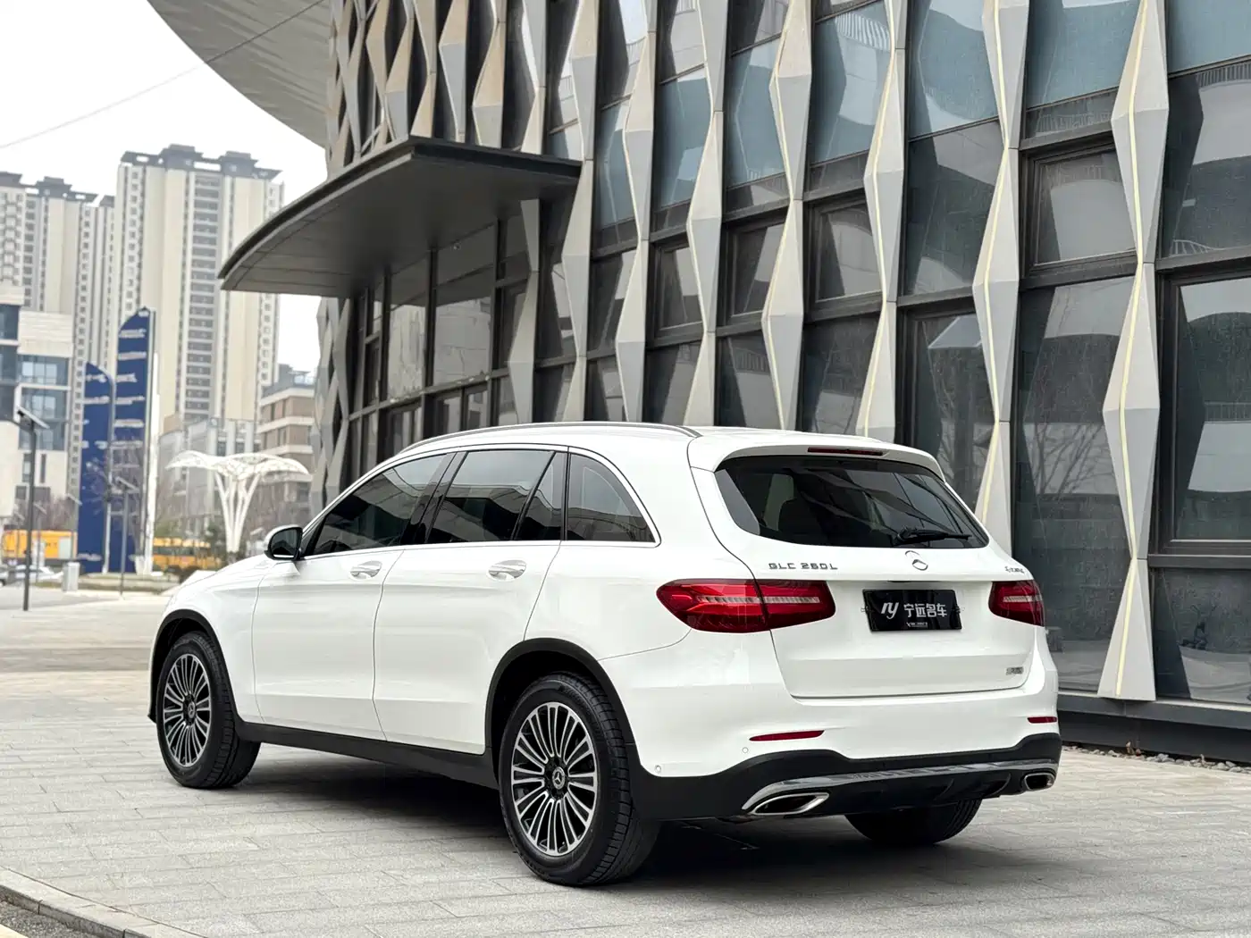 Mercedes-Benz GLC 2019 GLC 260 4MATIC Dynamic фото 20