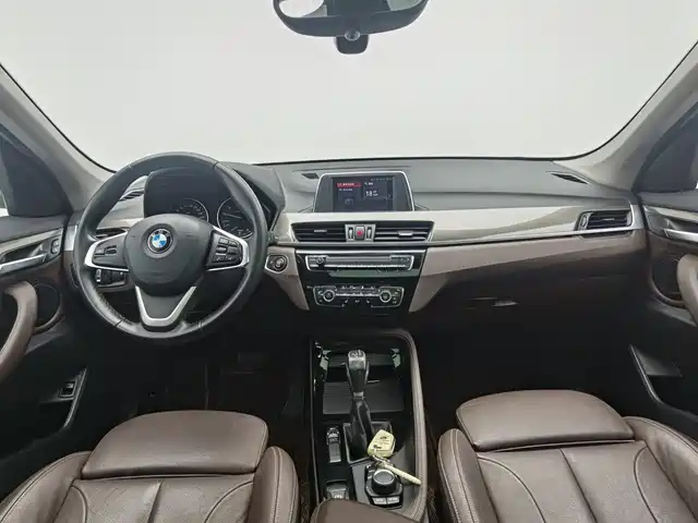 BMW X1 2018 sDrive18Li Premium Model — фото 5
