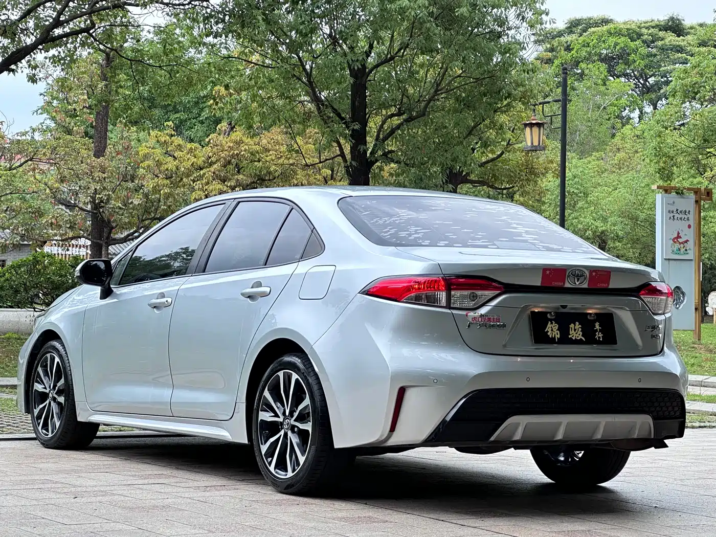 Toyota Levin 2021 185T CVT Sport Edition фото 6