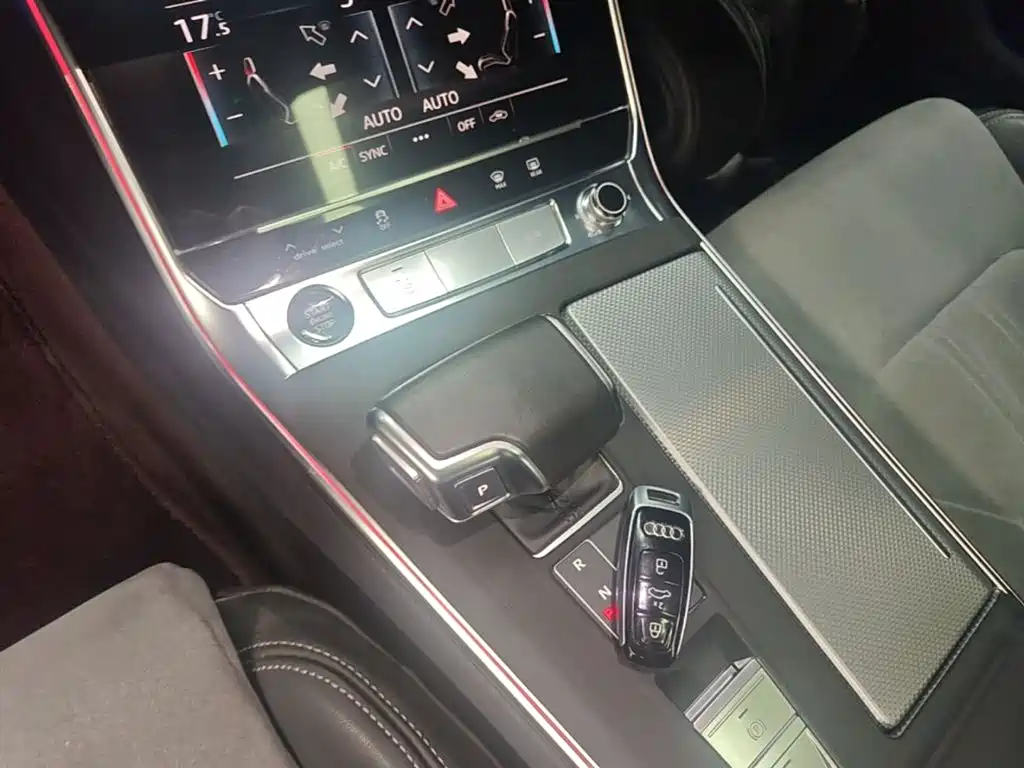 Audi A6L 2024 45 TFSI Premium Dynamic фото 14