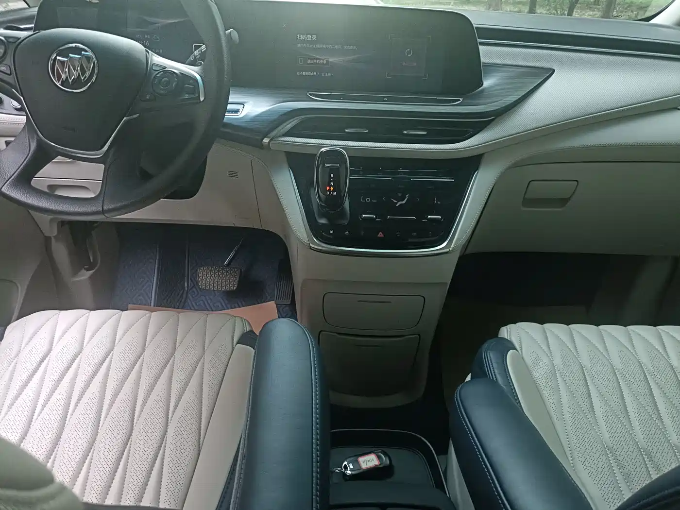 Buick GL8 2023 ES Landmaster Exclusive фото 7