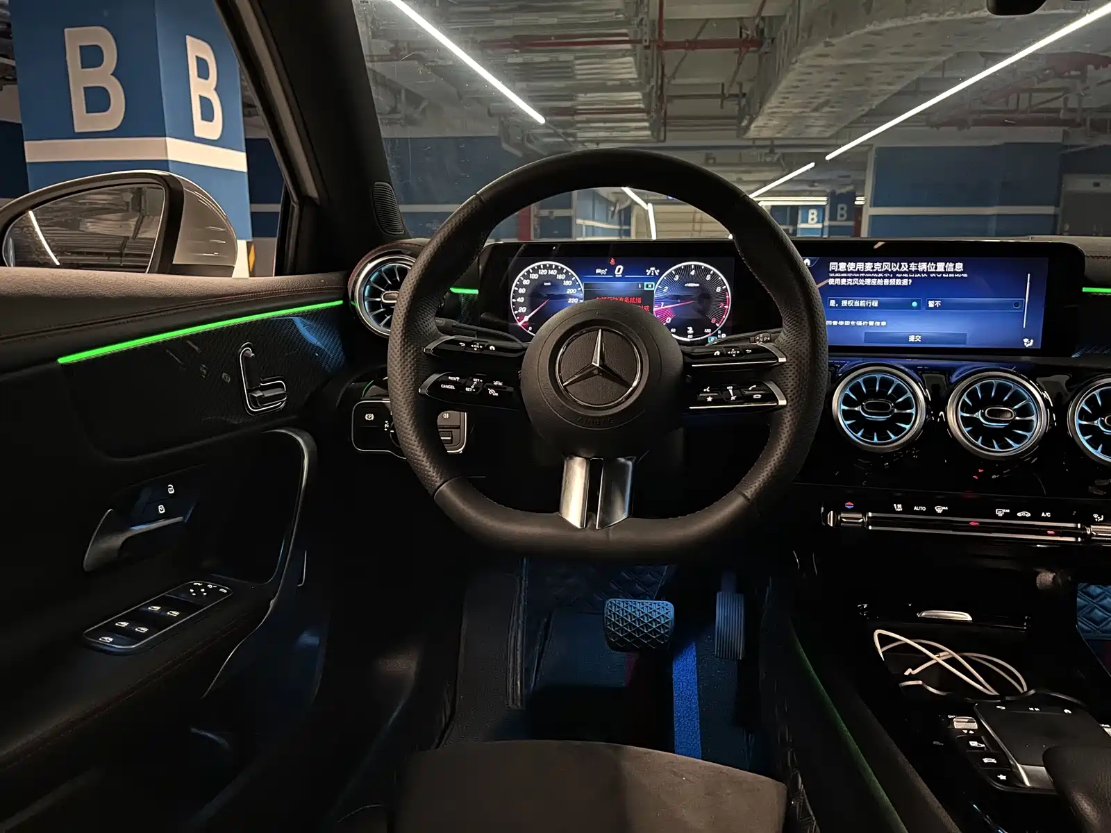 Фото 18 - Mercedes-Benz A-Class