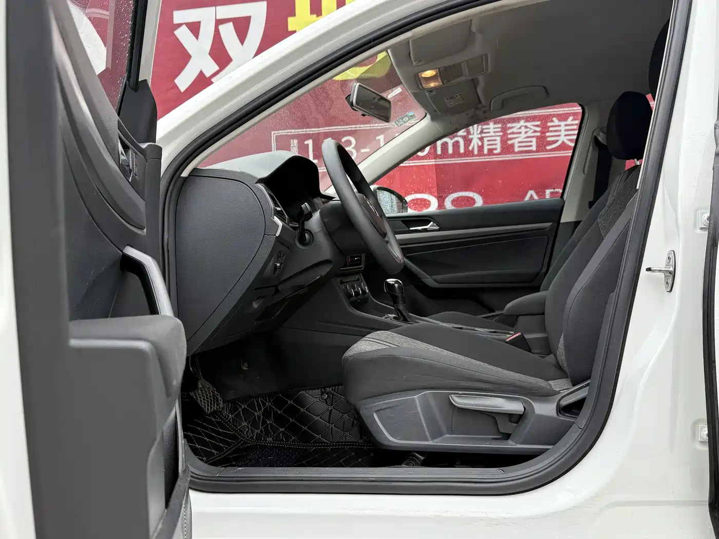 Volkswagen Lavida 2019 1.5L Automatic Trend Edition China VI фото 4