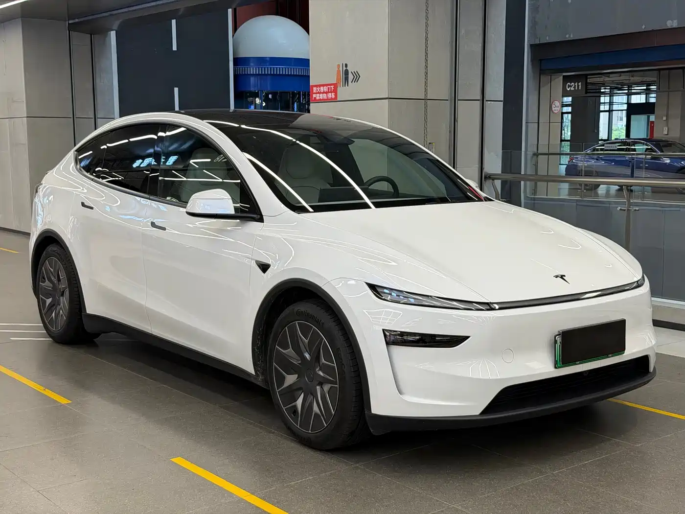 Tesla Model Y L 2026 2025 Facelift Long Range AWD