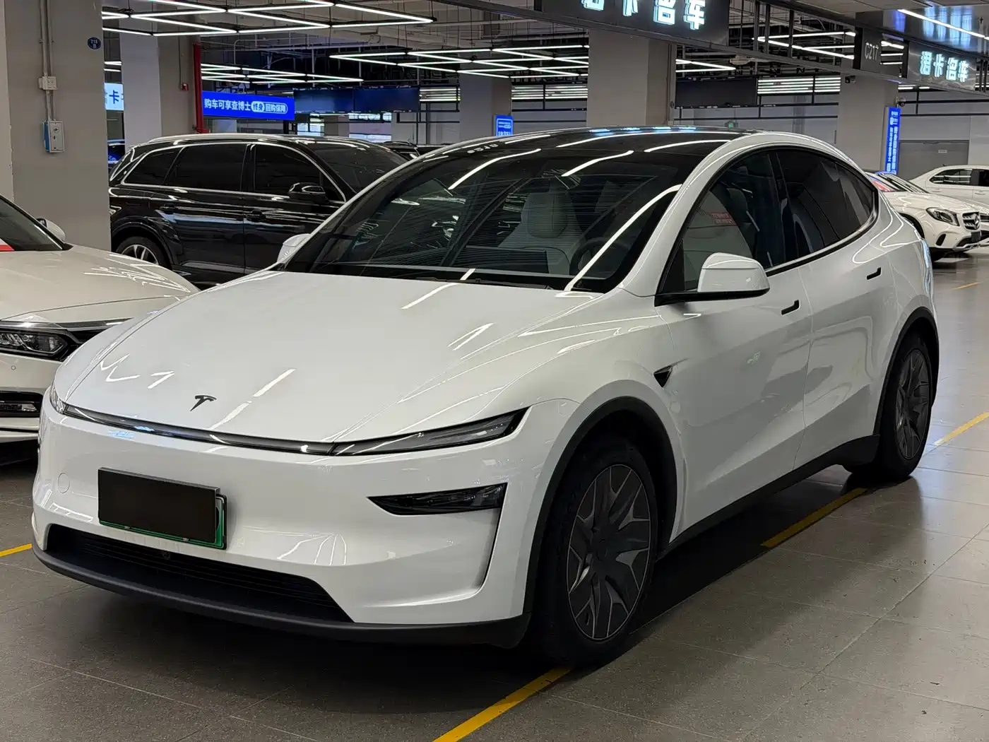 Tesla Model Y L 2026 2025 Facelift Long Range AWD